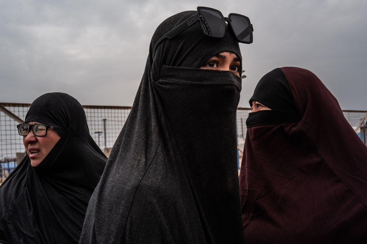 Women of the Caliphate