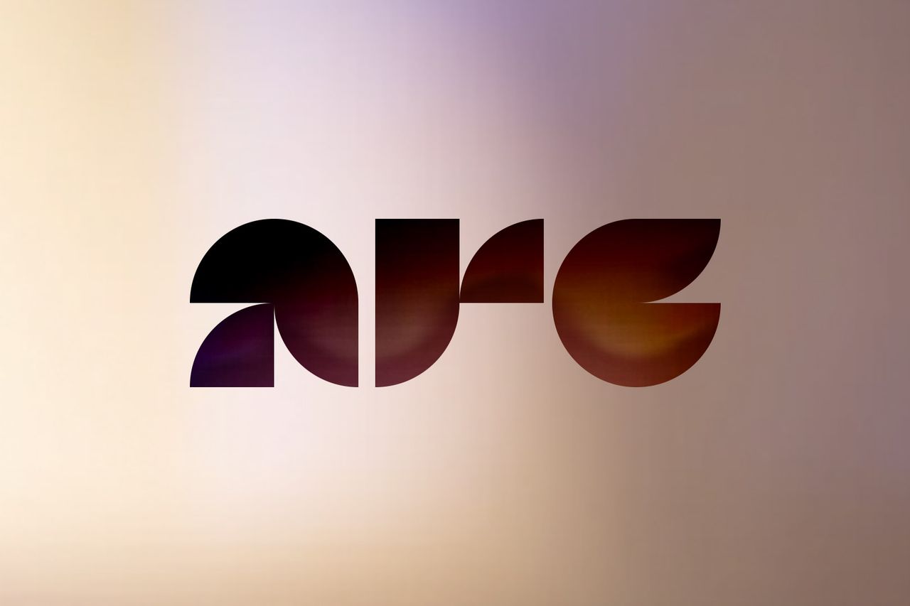 Arc Logo Warm